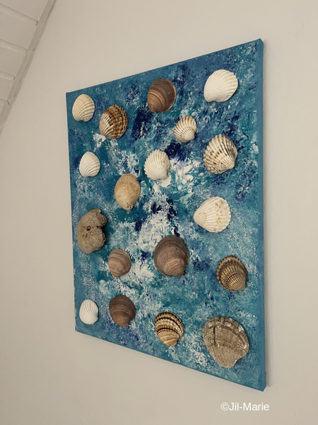 Shells In The Ocean (35x45x2cm)