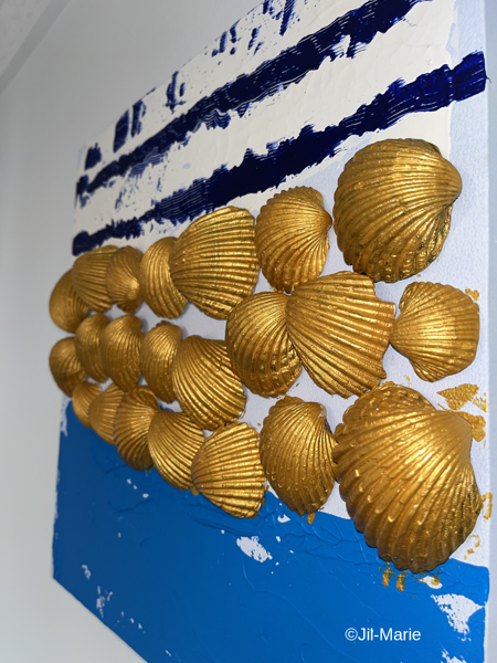 Shells In The Golden Light (40x40x3.5cm)